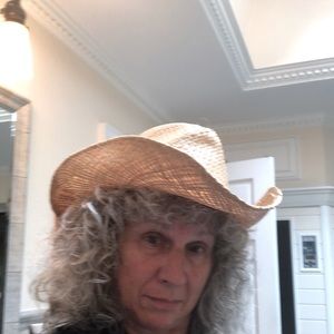 Straw western style hat